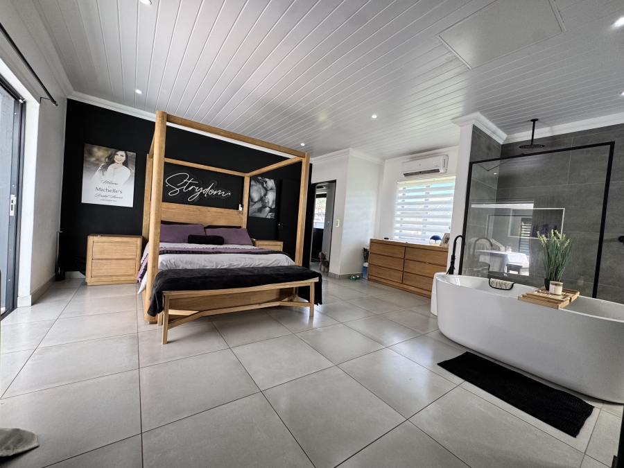 3 Bedroom Property for Sale in Wilkoppies North West